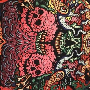 Tapestry, Size medium kinda large will cover a bedroom wall.